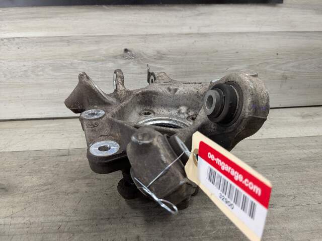 18-24 OEM BMW G01 X3 REAR Right Passenger Side Wheel Hub Spindle Knuckle Bearing