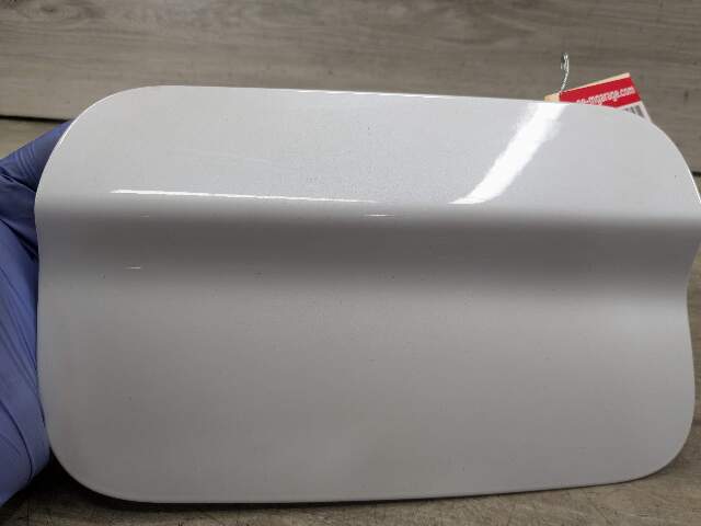 14-20 OEM BMW F22 228 230 M235 M240 Rear Fuel Gas Tank Flap Lid Cover Cap White