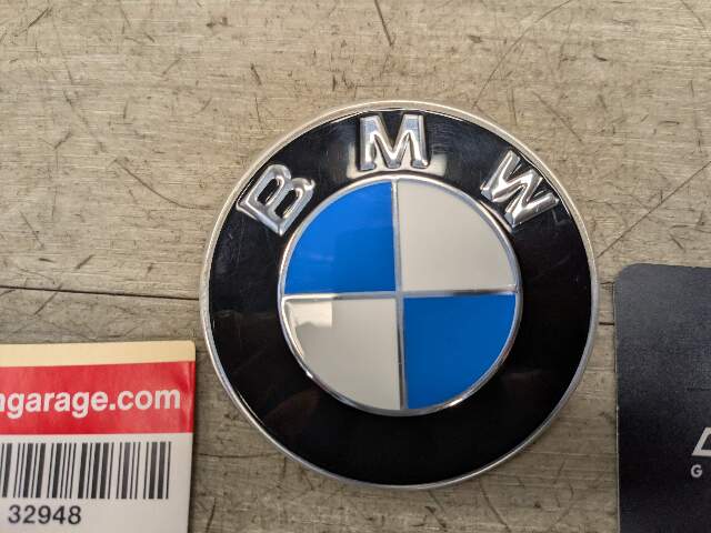Genuine BMW F39 F90 G20 G30 G32 M5 Rear Round Emblem For Bumper Hood 74mm