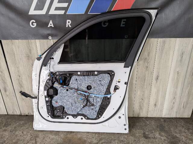 NOTE* 18-24 OEM BMW F97 G01 X3 X3M Front RIGHT PASSENGER Side Door Shell Panel