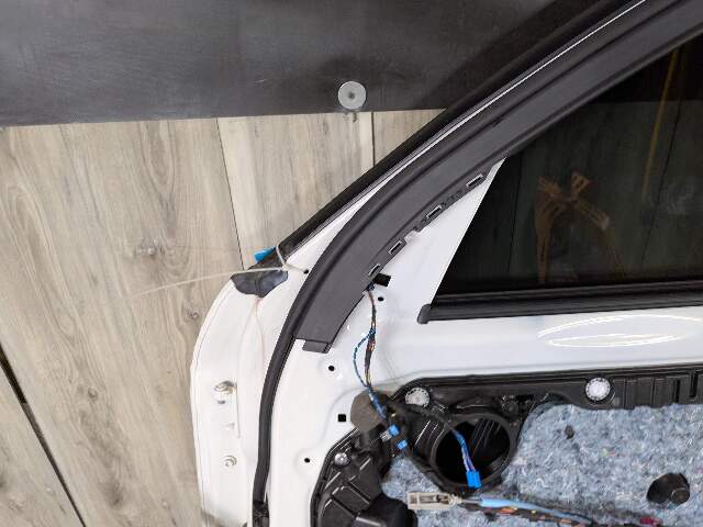 NOTE* 18-24 OEM BMW F97 G01 X3 X3M Front RIGHT PASSENGER Side Door Shell Panel