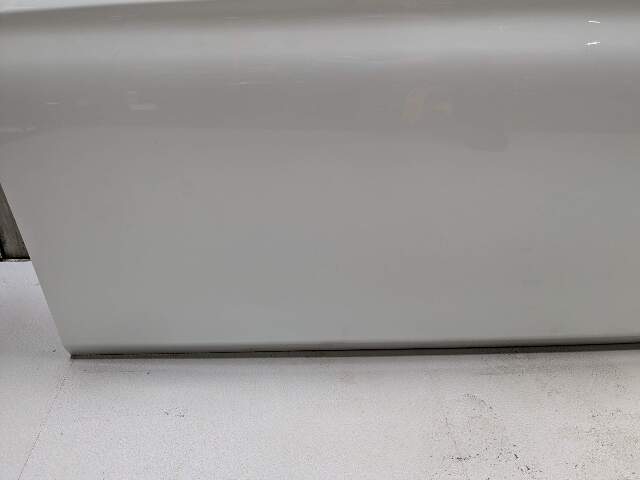 *13-18 OEM BMW F30 F31 F80 M3 FRONT Left Driver Side Door Shell Panel White A96