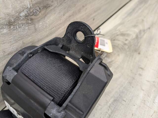 OEM BMW F22 F30* F32 F36 F82 M4 REAR Left Right Outer Upper Seat Belt Retractor