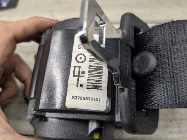 OEM BMW F22 F30* F32 F36 F82 M4 REAR Left Right Outer Upper Seat Belt Retractor