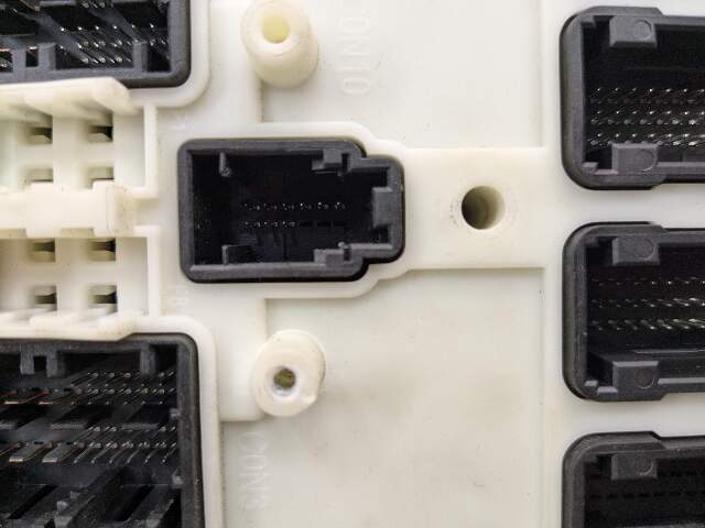 12-20 OEM BMW F80 F30 F36 M2 M3 M4 Body Control Junction Box Module FEM