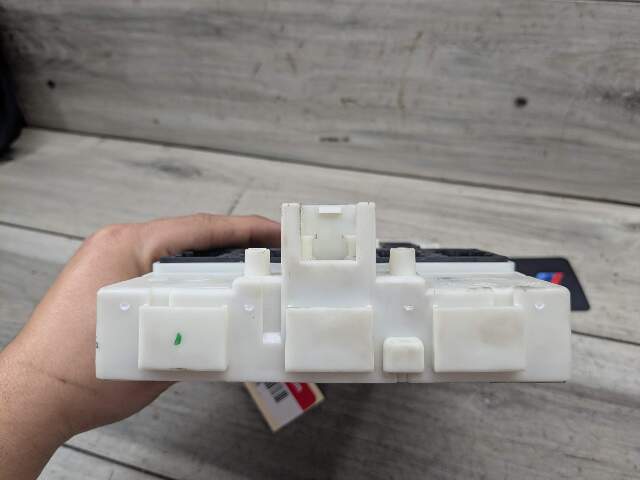 12-20 OEM BMW F80 F30 F36 M2 M3 M4 Body Control Junction Box Module FEM