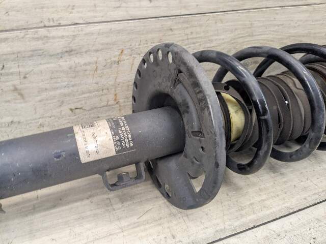 OEM BMW G01 G02 X3 X4 30i 30iX Front Right Passenger Side Strut Shock Absorber