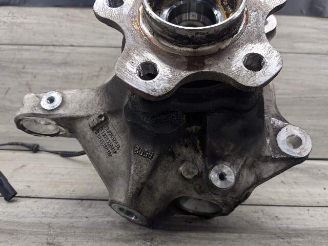 OEM BMW G01 G02 X3 X4 FRONT Left Driver Side Knuckle Spindle Wheel Hub Bearing