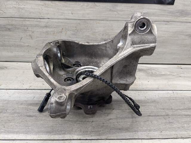 OEM BMW G01 G02 X3 X4 FRONT Left Driver Side Knuckle Spindle Wheel Hub Bearing