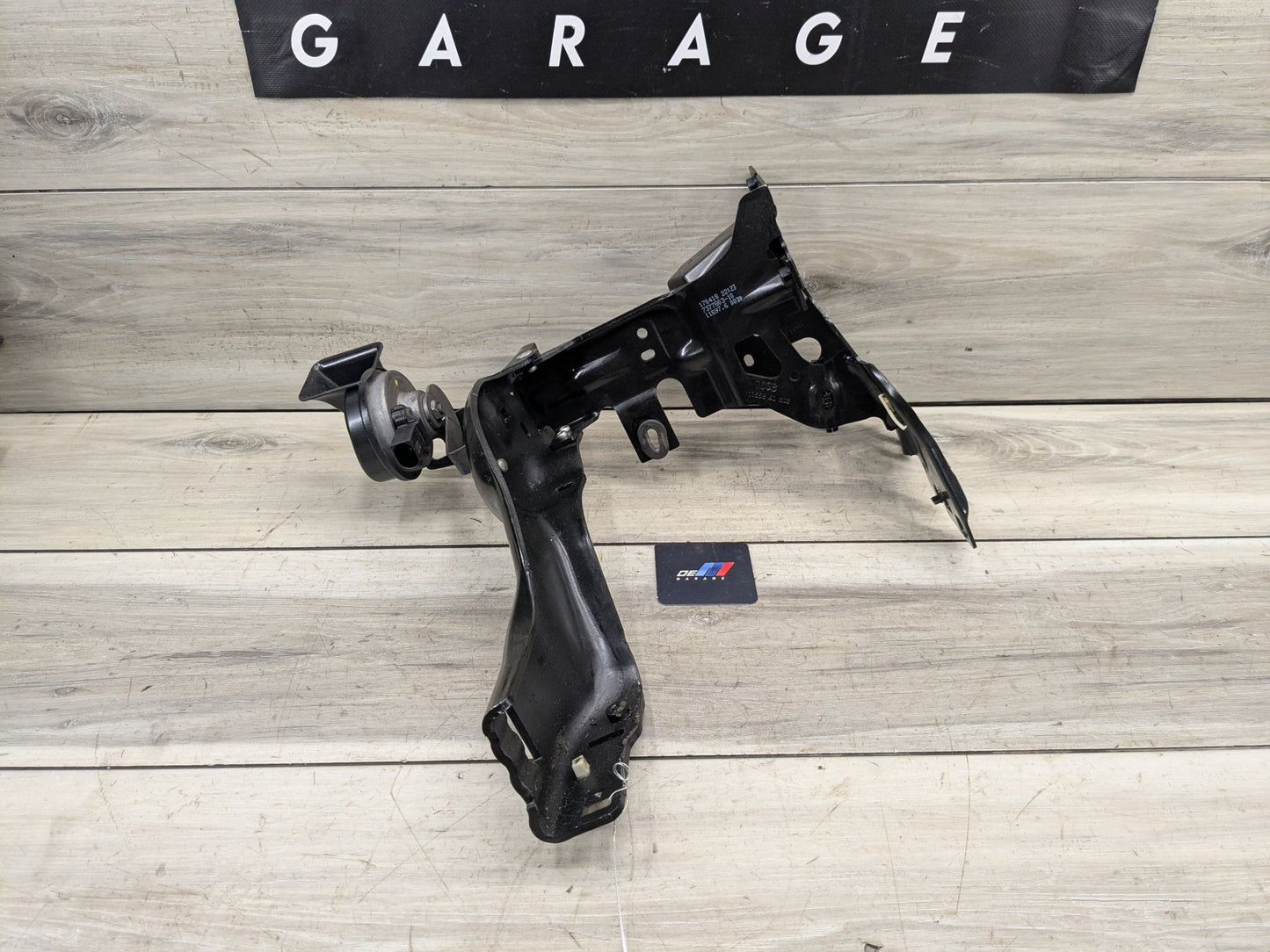 OEM BMW F90 G30 530 540 M550 M5 Left Driver Side Headlight Support Mount Bracket