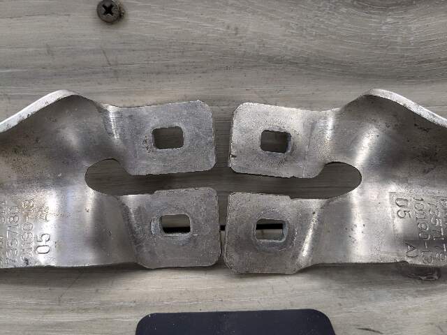 16-23 OEM BMW G11 G12 G14 G16 G30 Front Left Right Bumper Impact Bar Bracket