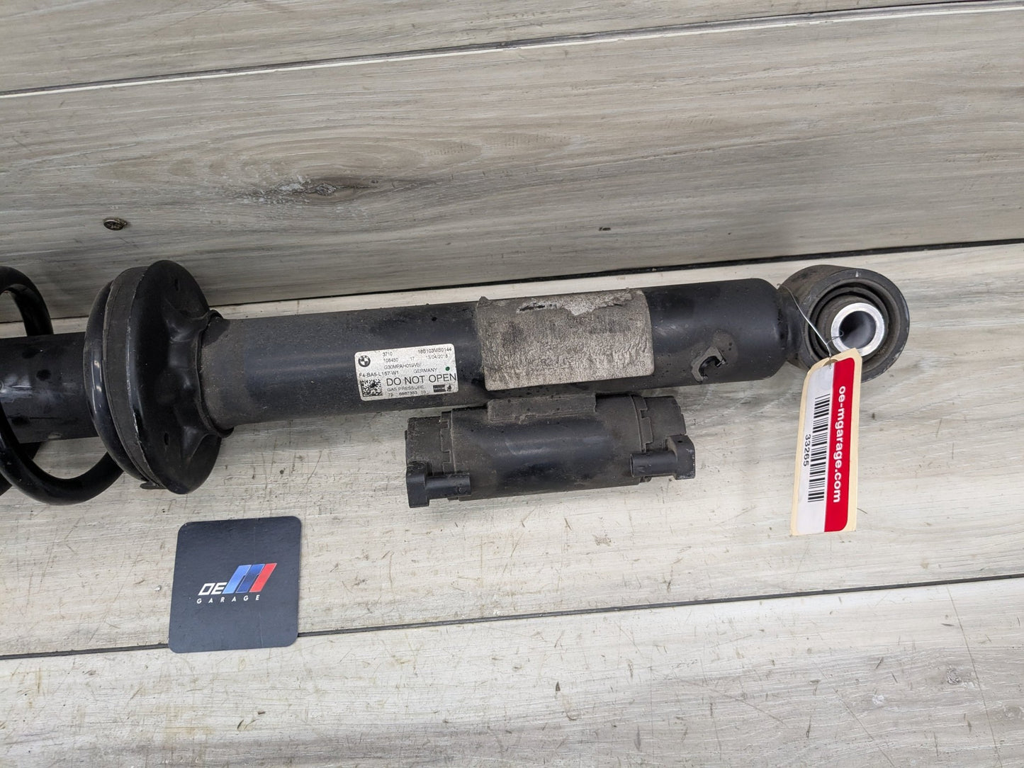 17-23 OEM BMW G30 M550 Rear Left Driver Side Strut Shock Absorber w/ Spring VDC