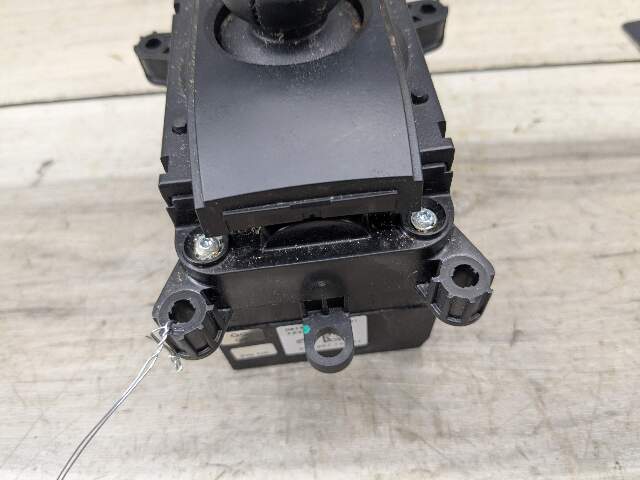 *14-19 OEM BMW F15 F16 X5 X6 Automatic Transmission Shifter Gear Selector Switch