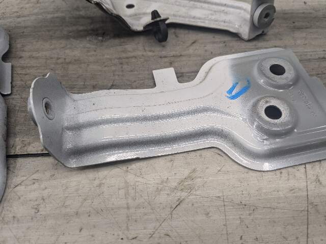 18-24 OEM BMW G01 G02 F97 X3 X4 Left Driver Side Fender Wing Holder Bracket SET