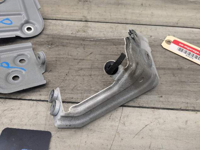 18-24 OEM BMW G01 G02 F97 X3 X4 Right Passenger Fender Wing Holder Bracket SET