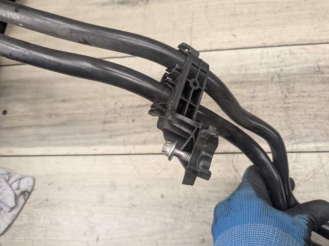 18-24 OEM BMW G01 G02 X3 X4 Transmission Oil Cooler Line Return Flow B46 B58
