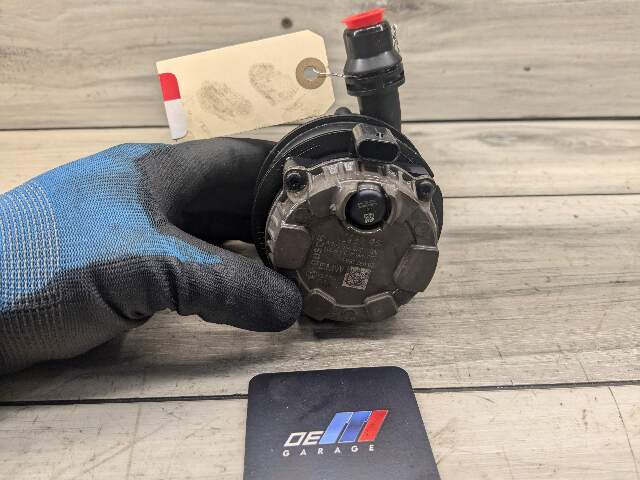 OEM BMW G01 G05 G20 G22 G23 Engine B46 B58 Auxiliary Electric Water Pump Cooling