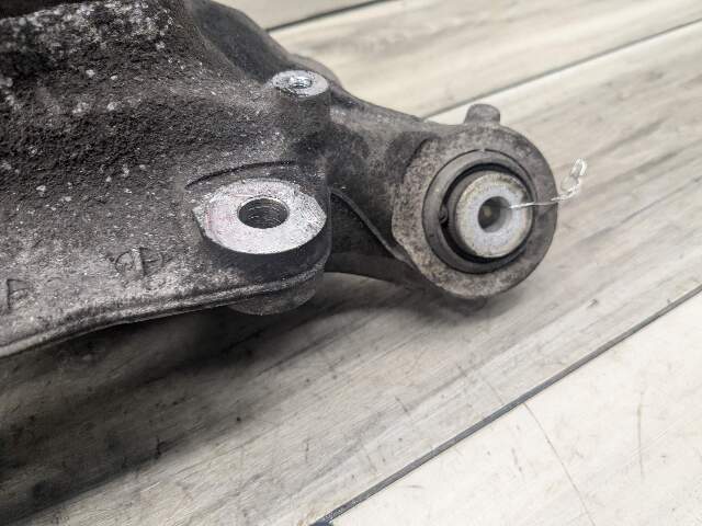 17-23 OEM BMW G30 530 540 M5550 REAR Left Drive Side Hub Knuckle Bearing Carrier