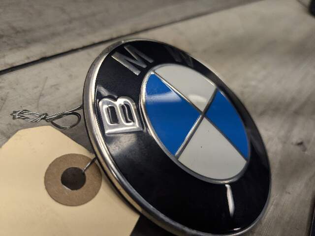 Genuine BMW G01 G02 G05 G30 X3 X4 X5 Hood Trunk Emblem Badge Symbol Logo 82mm