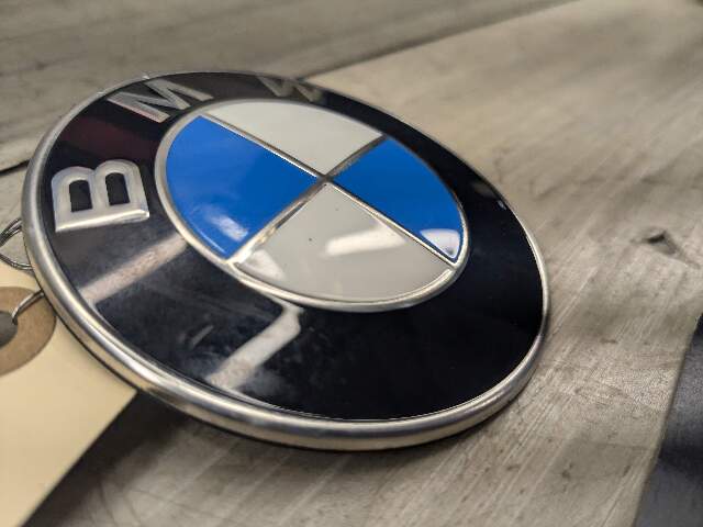 Genuine BMW G01 G02 G05 G30 X3 X4 X5 Hood Trunk Emblem Badge Symbol Logo 82mm