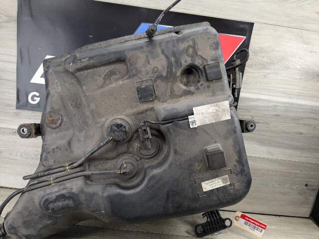 09-13 OEM BMW E70 X5 Diesel Sedan SCR Selective Catalytic Reduction DEF Tank