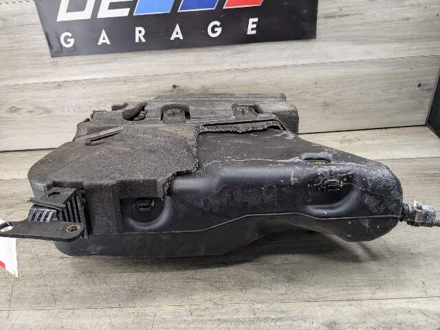 09-13 OEM BMW E70 X5 Diesel Sedan SCR Selective Catalytic Reduction DEF Tank