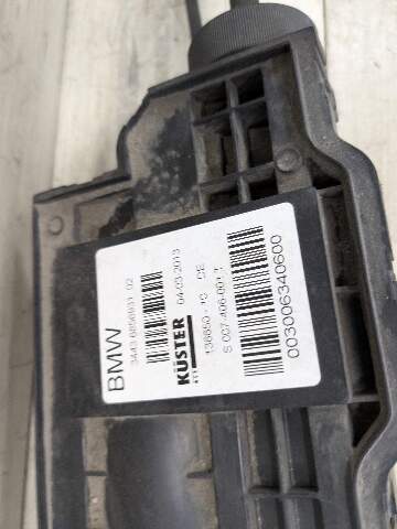 09-15 OEM BMW F01 F02 740 750 Emergency Parking Brake Actuator Unit Motor