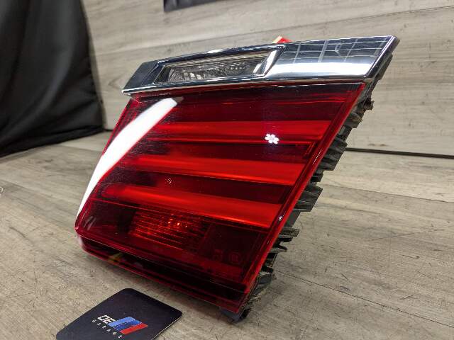 09-15 OEM BMW F01 F02 750 LED Rear Right Passenger Side Inner Tail Light