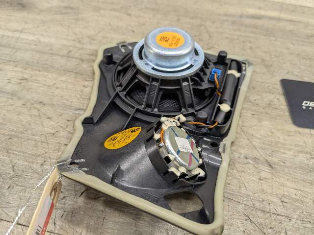 OEM BMW F01 F02 740 750 Rear Right Audio Deck Speaker and Tweeter w/ Mount