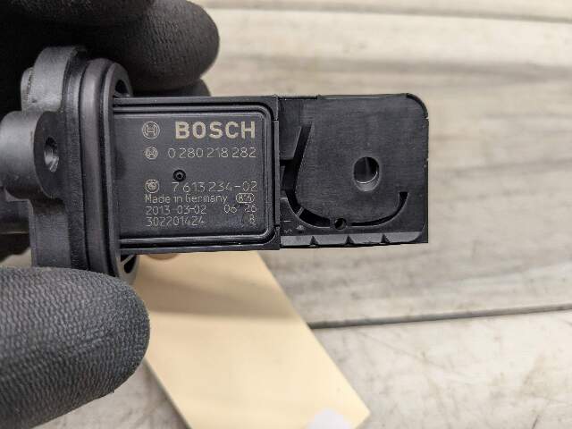 10-19 OEM BMW F07 F10 F13 F01 F02 F15 F86 MAF Mass Air Flow Sensor Meter Engine