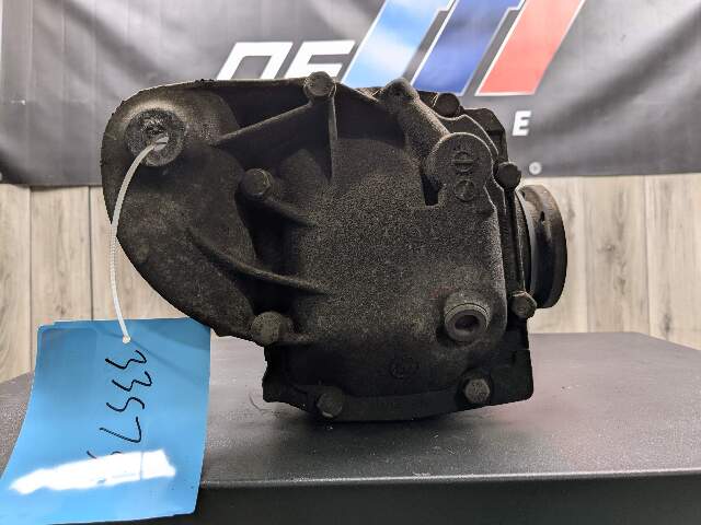 07-13 OEM BMW E82 E90 E92 N54 N55 Automatic Rear Differential Axle Carrier 3.46