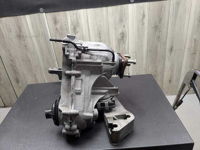 18-21 OEM BMW G01 G02 X3 X4 AWD Transmission Transfer Case Box Gearbox