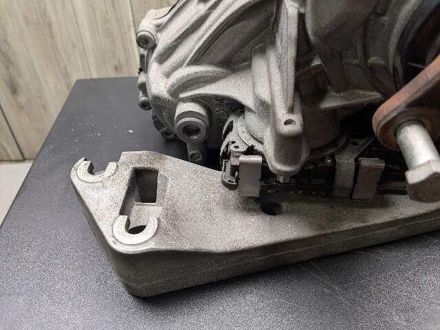 18-21 OEM BMW G01 G02 X3 X4 AWD Transmission Transfer Case Box Gearbox