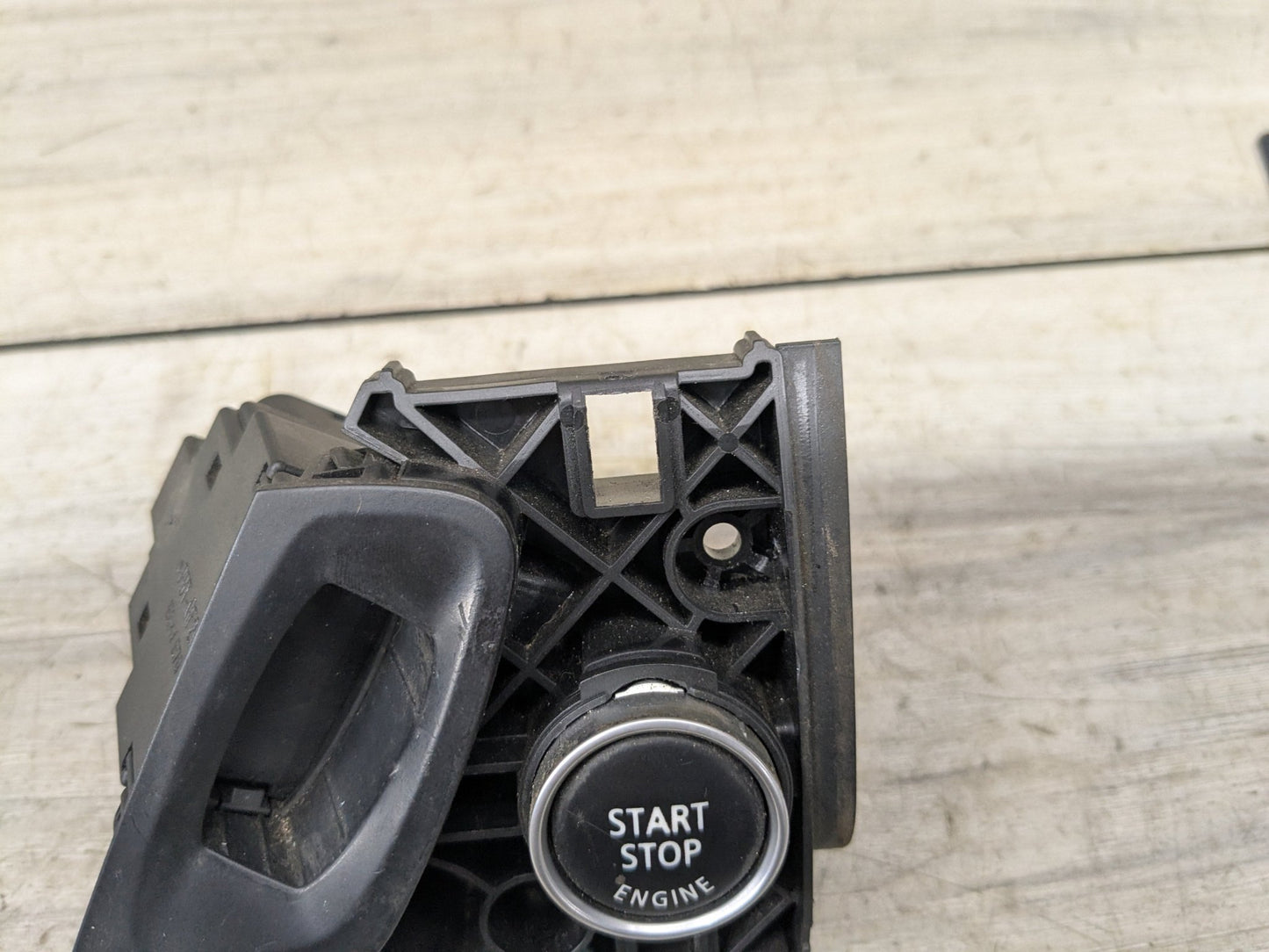 08-13 OEM BMW E70 E71 X5 X6 M Engine Start Stop Button Push Dash Switch Black