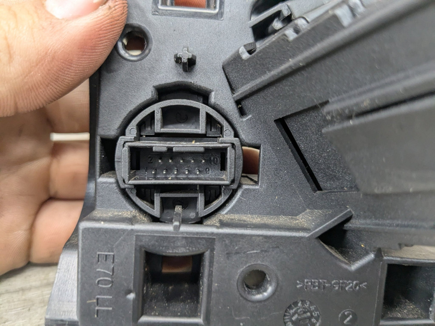 08-13 OEM BMW E70 E71 X5 X6 M Engine Start Stop Button Push Dash Switch Black