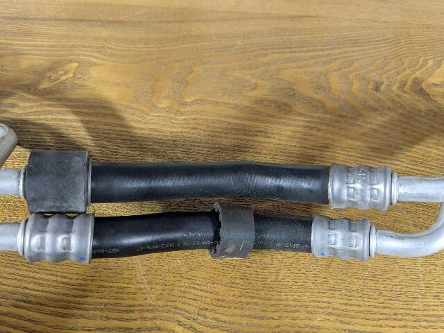 13-15 OEM BMW F01 F02 750 LCI N63 Transmission Oil Cooler Inlet Outlet Pipe Hose