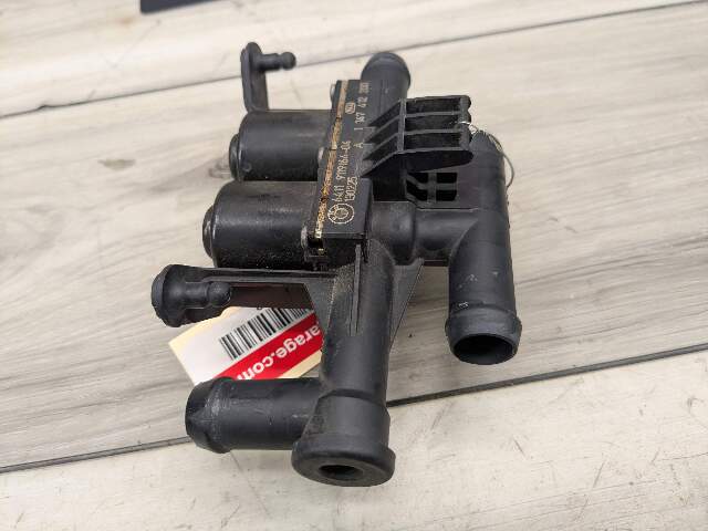 OEM BMW F01 F02 F06 F07 F10 F12 F13 M5 M6 Engine Water Heater Control Valve Pump