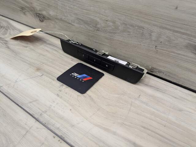 OEM BMW F02 750 Front Right Passenger Side Seat Memory Control Switch Unit