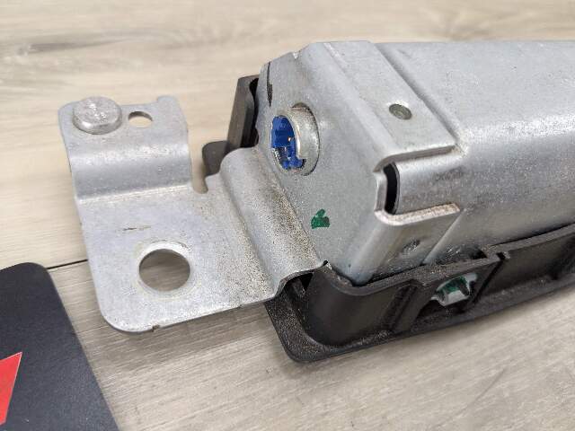 12-20 OEM BMW F22 F30 F32 F80 F82 Front Left Driver Side Knee Lower Dash Airbag