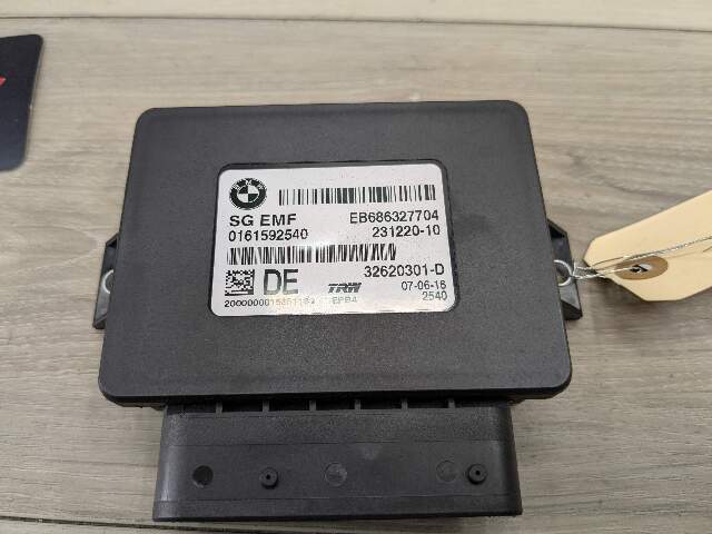 11-18 OEM BMW F10 F12 F13 F06 Electric Parking Park Brake Control Module EMF