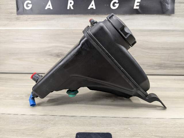 10-18 OEM BMW F01 F10 F13 Engine Cover N55 Head Cylinder Ignition Coil Covering