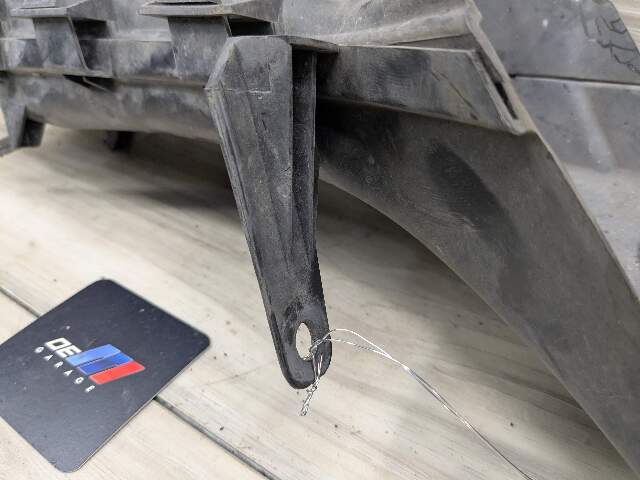 06-10 OEM BMW E92 E93 328 330 335 Front Right Passenger Side Brake Air Vent Duct