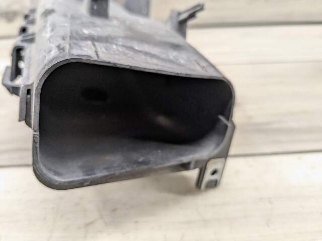 06-10 OEM BMW E92 E93 328 330 335 Front Left Driver Side Brake Air Vent Duct
