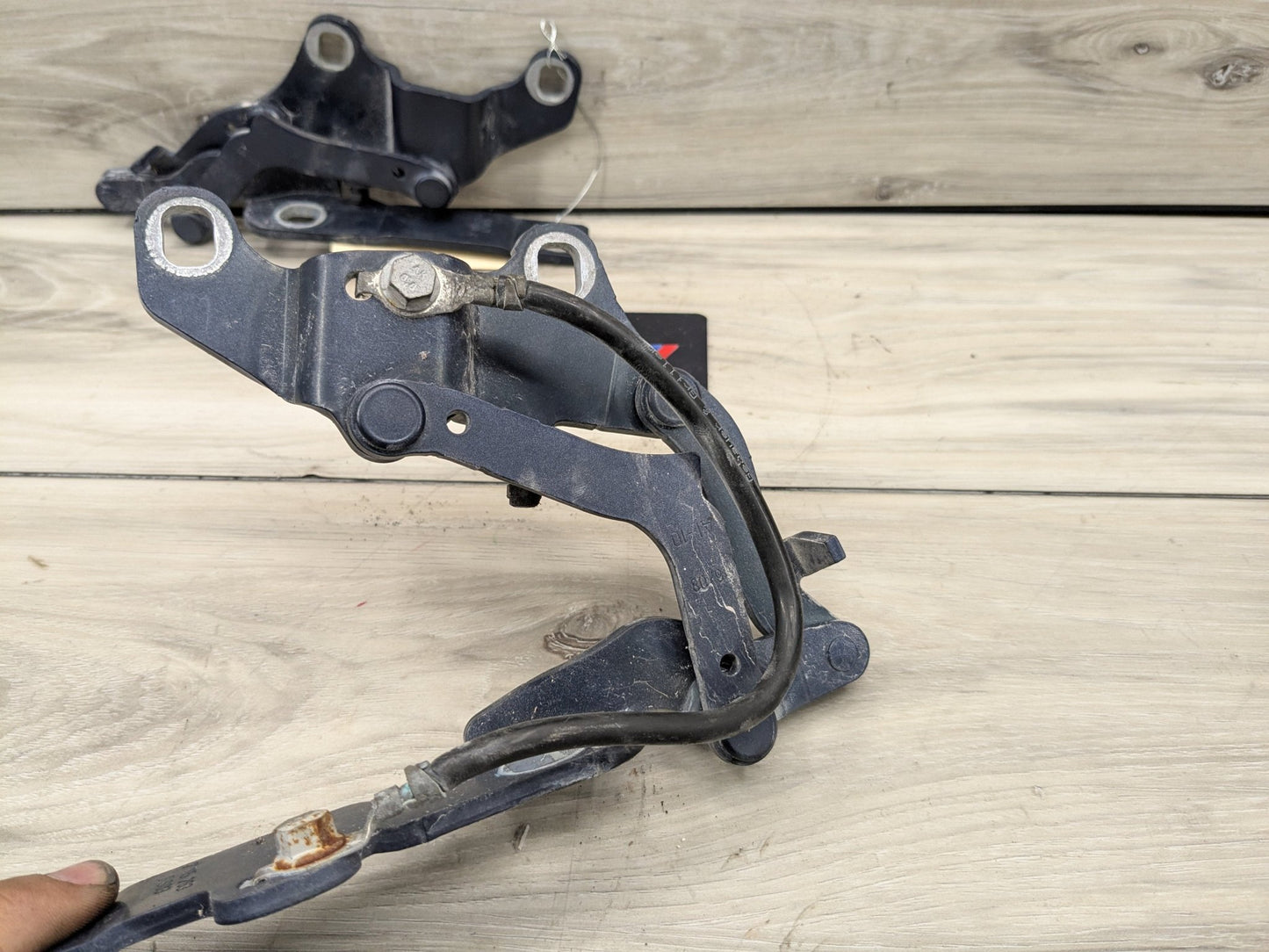 06-13 OEM BMW E90 E91 E92 E93 Hood Bonnet Left Right Side Hood Hinges SET