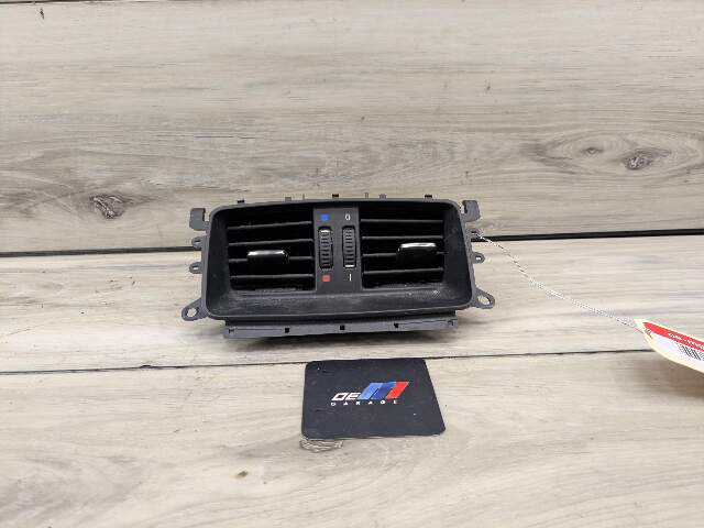 07-13 OEM BMW E92 E93 Interior Central Console Rear Vent