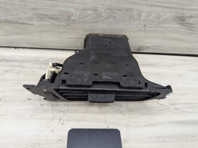 06-13 OEM BMW E90 E92 E93 Right Passanger Side Dashboard Dash Air Vent