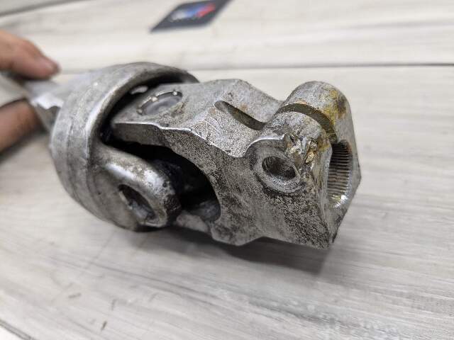 11-18 OEM BMW F25 F26 X3 X4 Steering Spindle Bottom w/ Double Joint