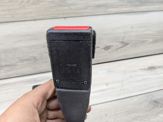 11-18 OEM BMW F25 F26 X3 X4 Front Driver Left Seatbelt Seat Belt Buckle