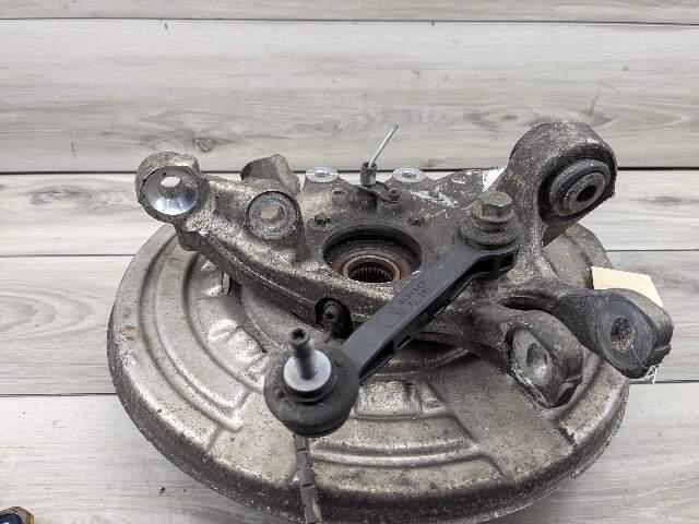 15-20 OEM BMW M2 M3 F80 M4 F82 F83 Rear Left Wheel Hub Spindle Knuckle Assembly