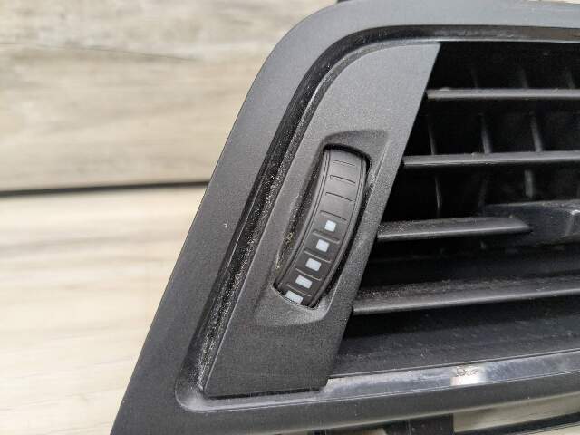 12-20 OEM BMW F30 F32 F33 F80 F82 M4 335 Passenger Air AC Vent Dash Grille